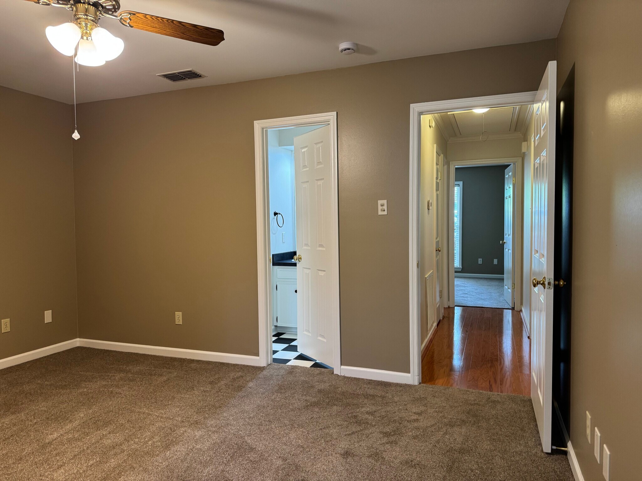 Primary Bedroom (2). - 7510 Indiana Ave