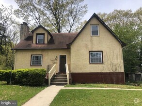 Building Photo - 1085 Glassboro Rd