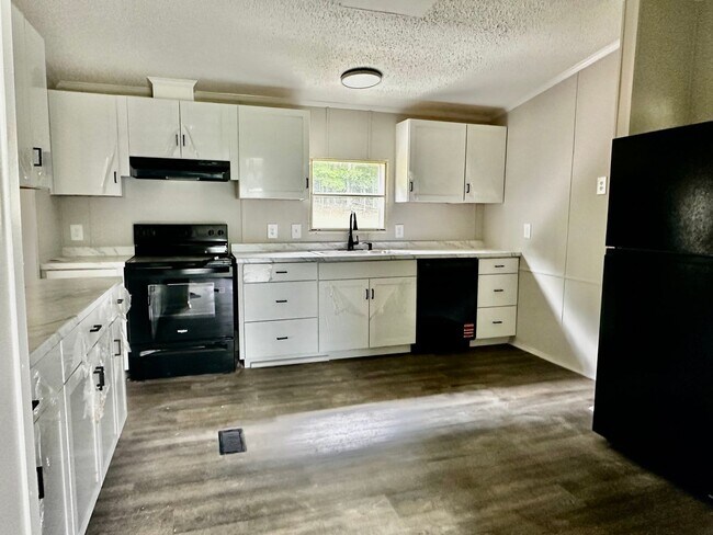 Building Photo - Young Harris-Rental