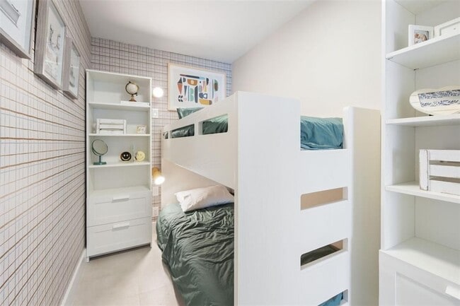 Building Photo - 3500 Galt Ocean Dr