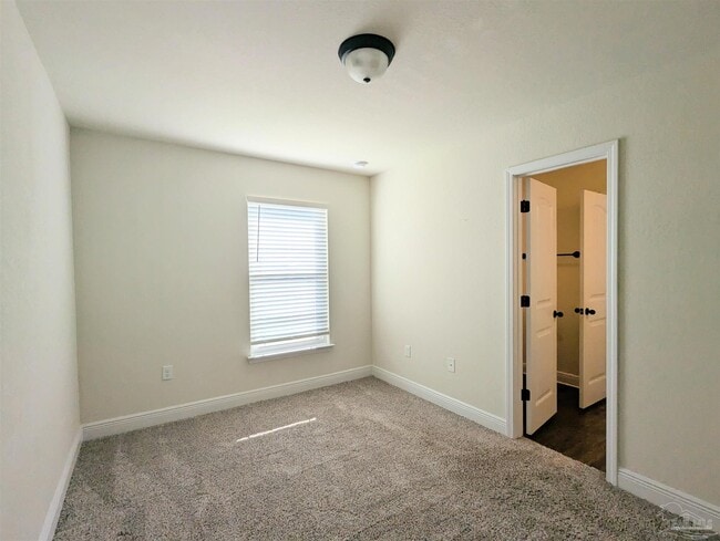 Building Photo - 4385 Village Oak Ln