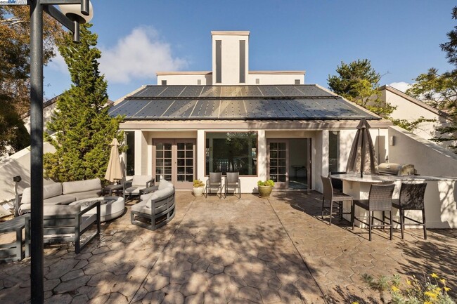 Building Photo - Shoreline Serenity: Modern Condo Steps fro...