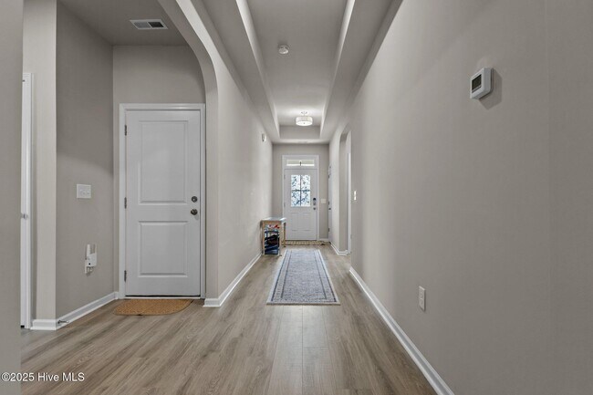 Building Photo - 129 Sandy Springs Rd