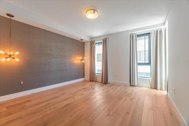 Building Photo - 1450 Franklin St