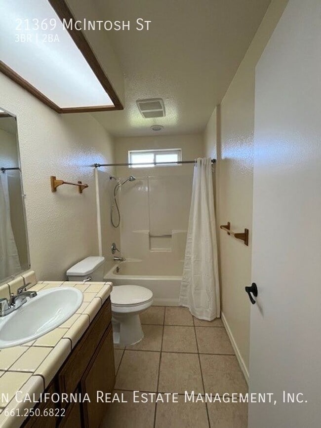 Building Photo - 21369 McIntosh St