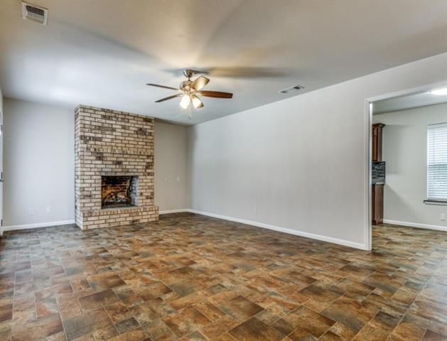 Building Photo - 1310 Kingsbridge Dr