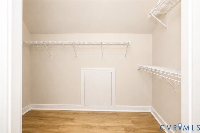 Building Photo - 11320 Sadler Oaks Dr