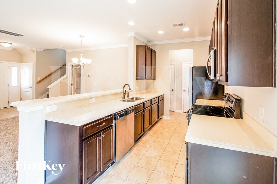 Building Photo - 147 Keaton Brook Dr