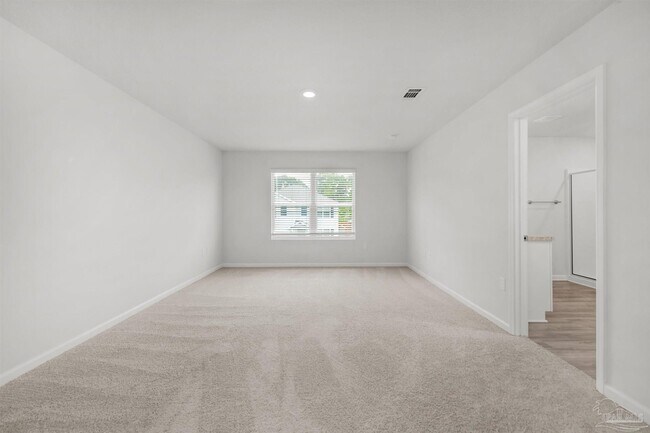 Building Photo - 5280 Peach Dr