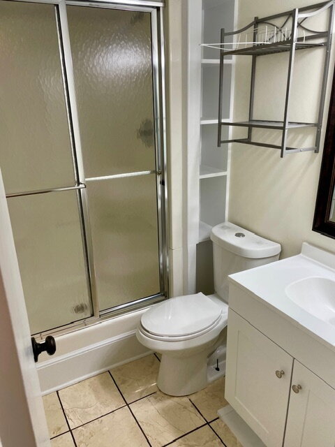 Building Photo - 2 bed, 1 bathroom duplex   - Seneca, SC