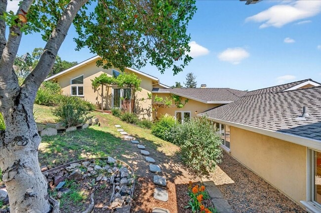 Building Photo - Gorgeous Executive Home Over Downtown Los Gatos