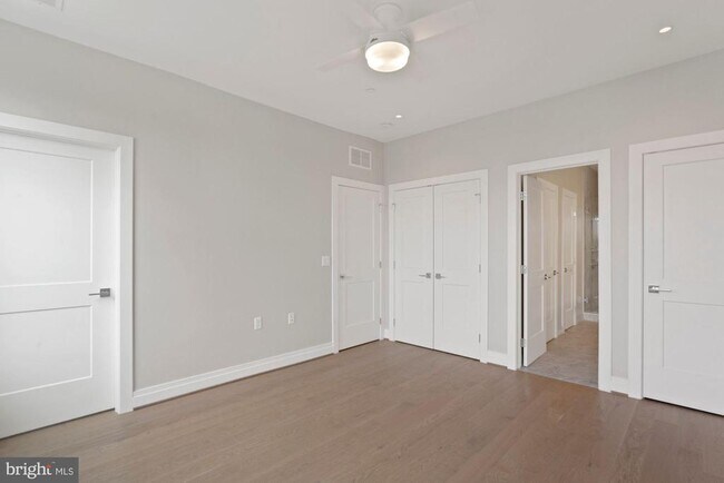 Building Photo - 203 Montgomery St