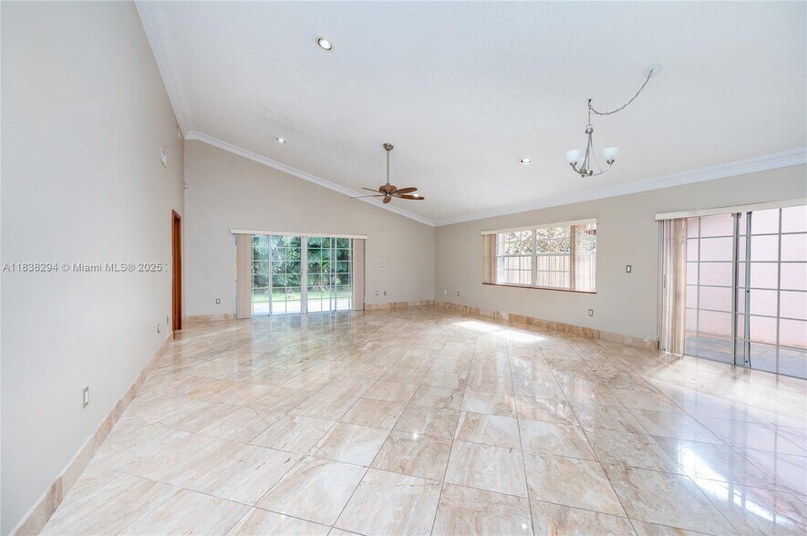 Building Photo - 4725 NW 103rd Ct
