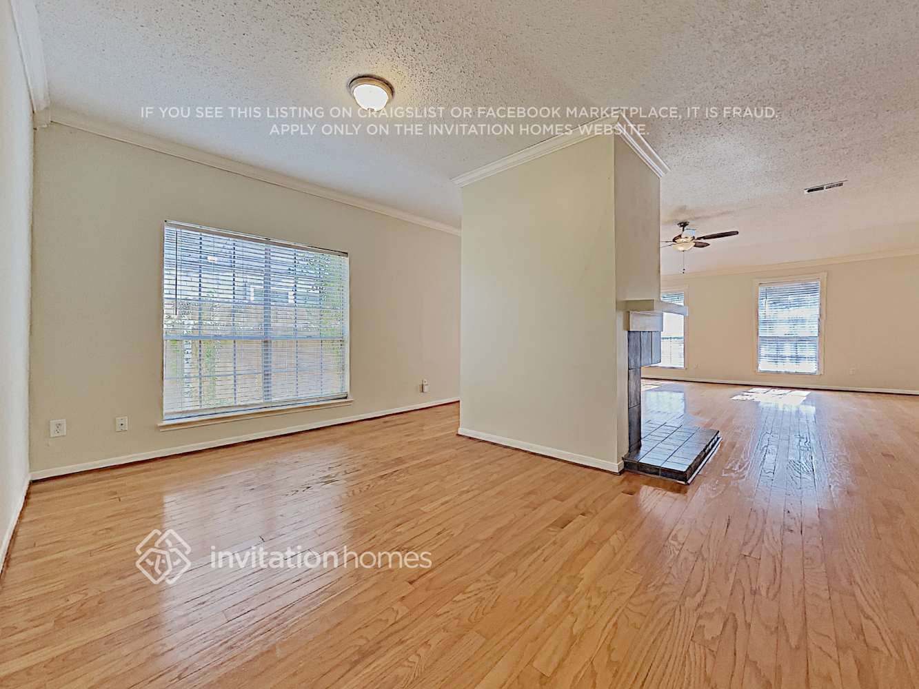 Building Photo - 110 S Village Knoll Cir