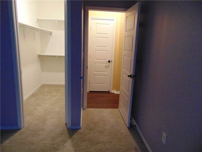 Building Photo - 6201 Conestoga Wagon Way