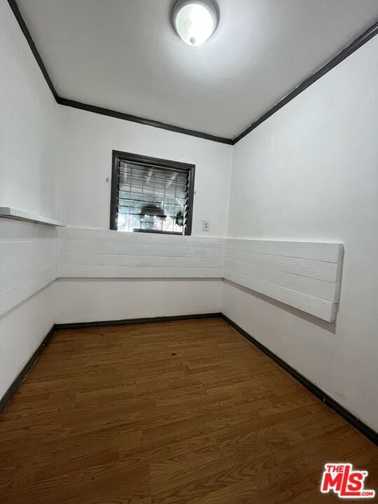 Building Photo - 3027 W 60th St