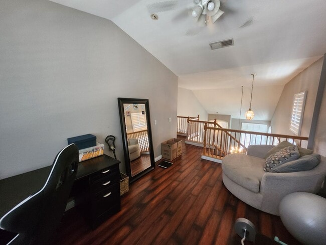 Building Photo - Rare rental in Sycamore Crossing!