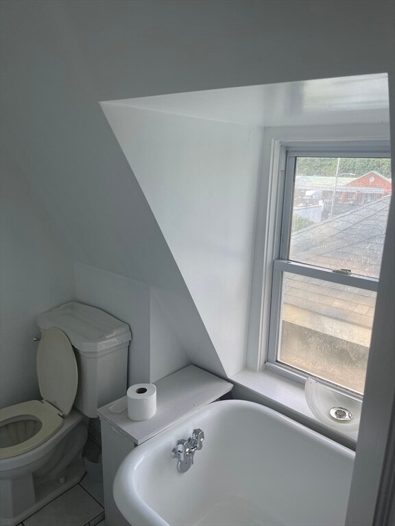 Building Photo - 20 Trefton Dr