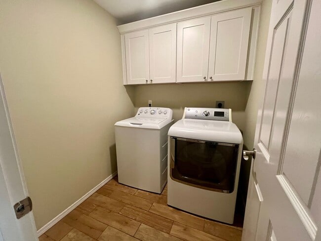 Building Photo - Beautiful 3 Bedroom Home in Southfield Heights Addition  **First Full Month's Rent FREE**