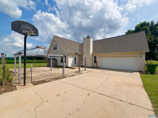 Building Photo - 3500 Swancott Rd