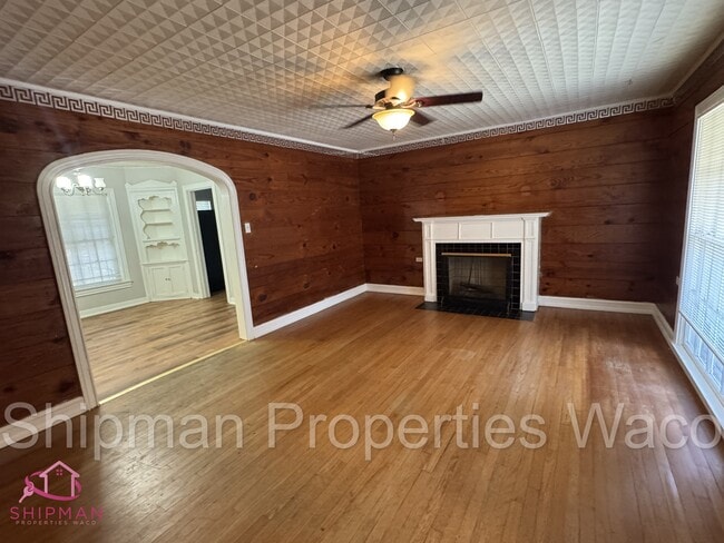 Building Photo - 2909 Gorman Ave