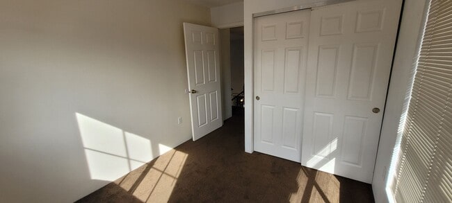 Building Photo - Spacious 3-Bedroom Home in Tropics at Waik...