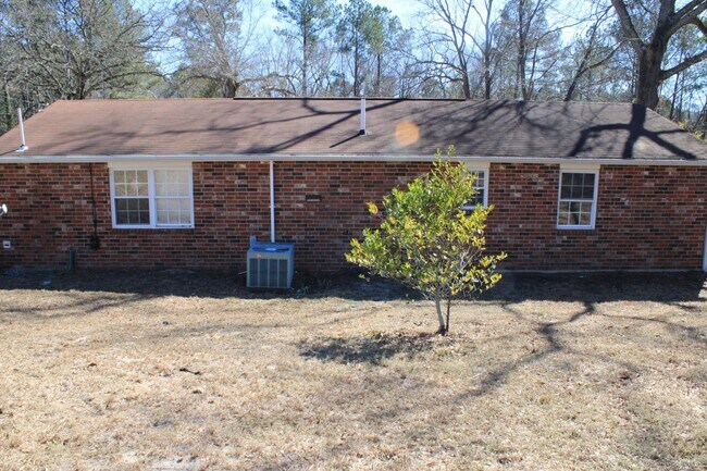 Building Photo - 3517 Byron Pl