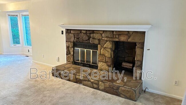 Building Photo - 3401 Whitford Ct