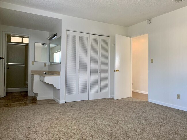 Building Photo - 4 bedroom 2 bath 2 car garage in Rocklin