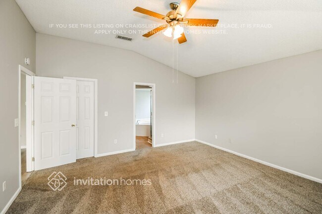 Building Photo - 13250 Companion Cir S