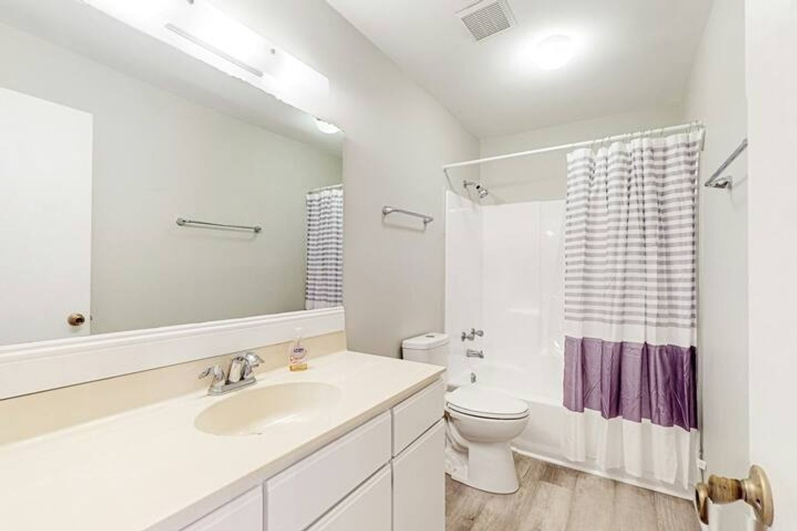 Building Photo - 3700 Golf Colony Ln