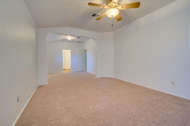 Building Photo - 1112 Sundrop Pl