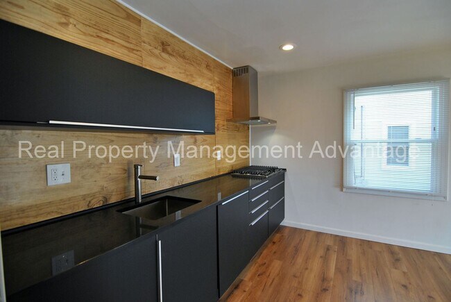 Building Photo - Fully Updated Two Bedroom with Contemporary Style and Comfort Throughout!