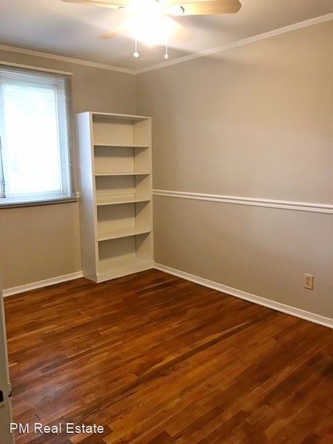 Building Photo - 2 br, 1 bath House - 624 North Tremont Drive.