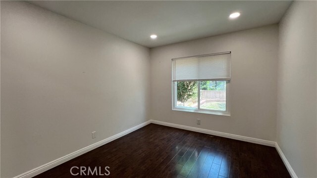 Building Photo - 290 Trailview Cir