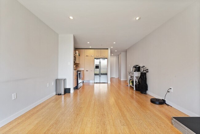 Building Photo - 690 Massachusetts Ave