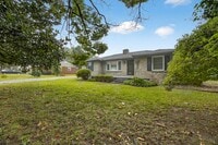 Building Photo - HUGE YARD IN THE HEART OF WECO!