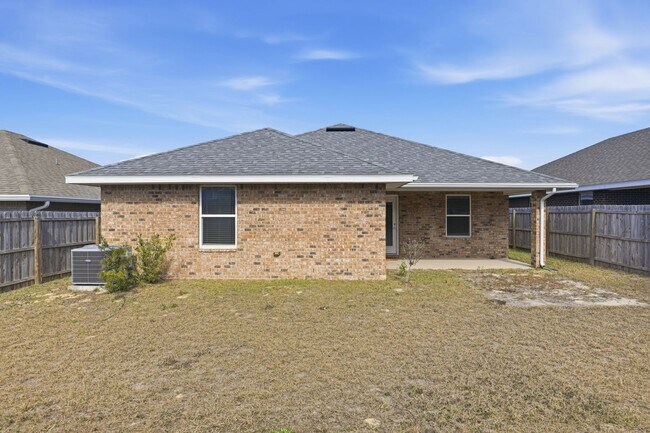 Building Photo - Newer Home in Alachua's Savannah Station