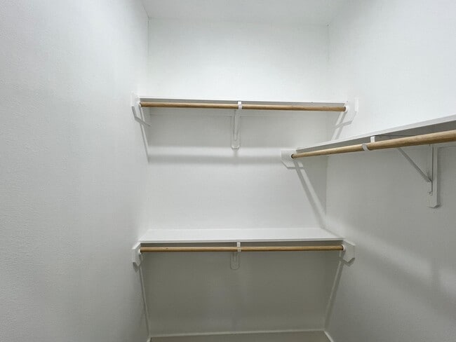 Building Photo - 4315 Plaag St