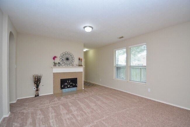 Building Photo - 9203 Kransbury Ln