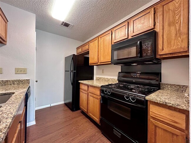 Building Photo - 12232 Tyson Cove