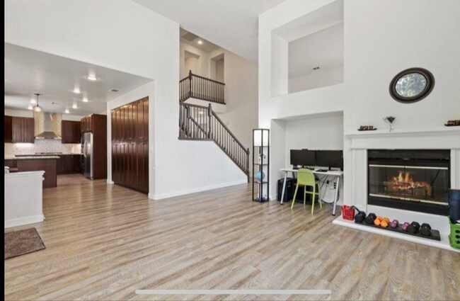 Building Photo - 4036 Escatta Ave