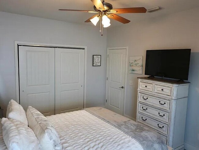 Building Photo - 8625 Marlin Pl