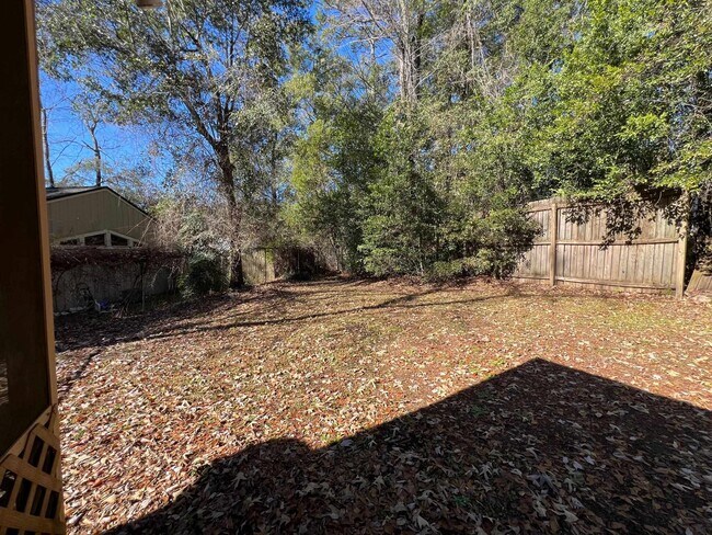 Building Photo - 2552 Panther Creek Rd