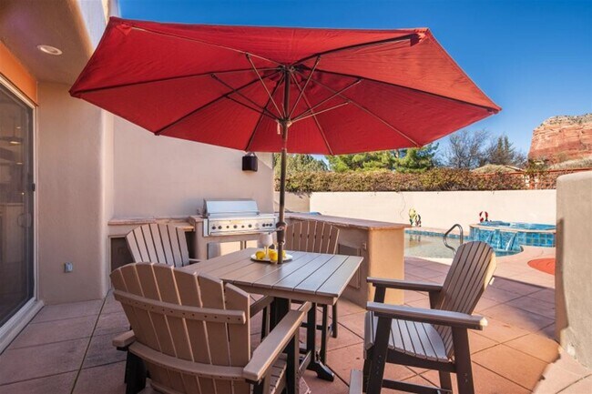 Building Photo - Vacation Rental- 30 Day rental