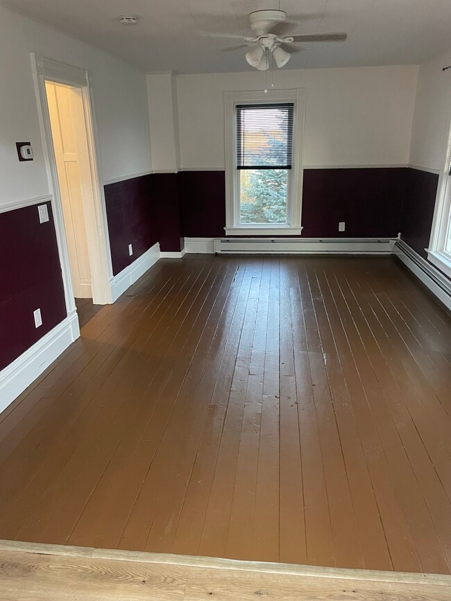 Building Photo - 23 Church St