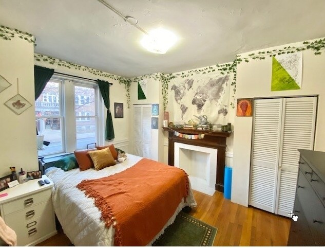 Building Photo - 322 St Paul St