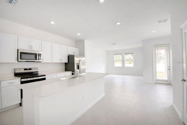 Building Photo - 3396 Lapis Lk Dr