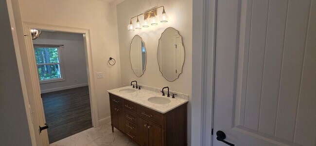 Building Photo - 3 bedroom / 2 bath new build in Fairfield Glade available for 12 month lease
