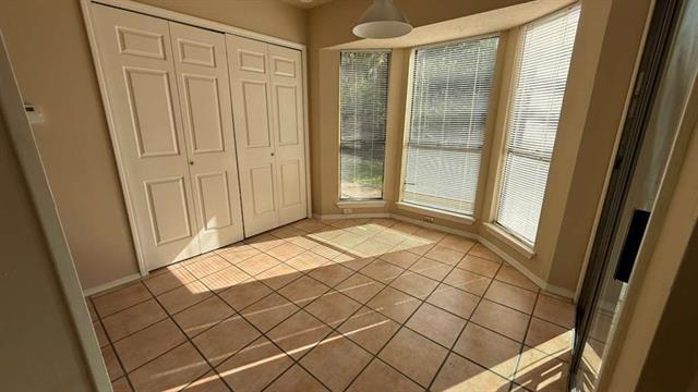 Building Photo - 800 Elkhorn Path
